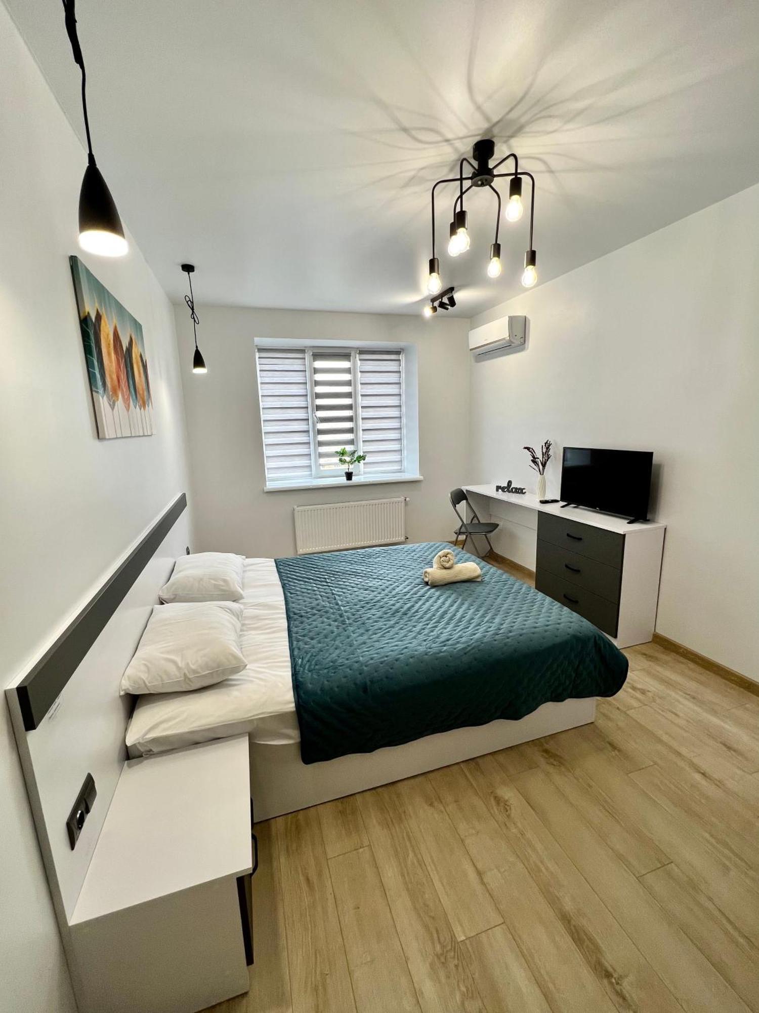 Apartment Premium In Center Ivano-Frankivsk Buitenkant foto
